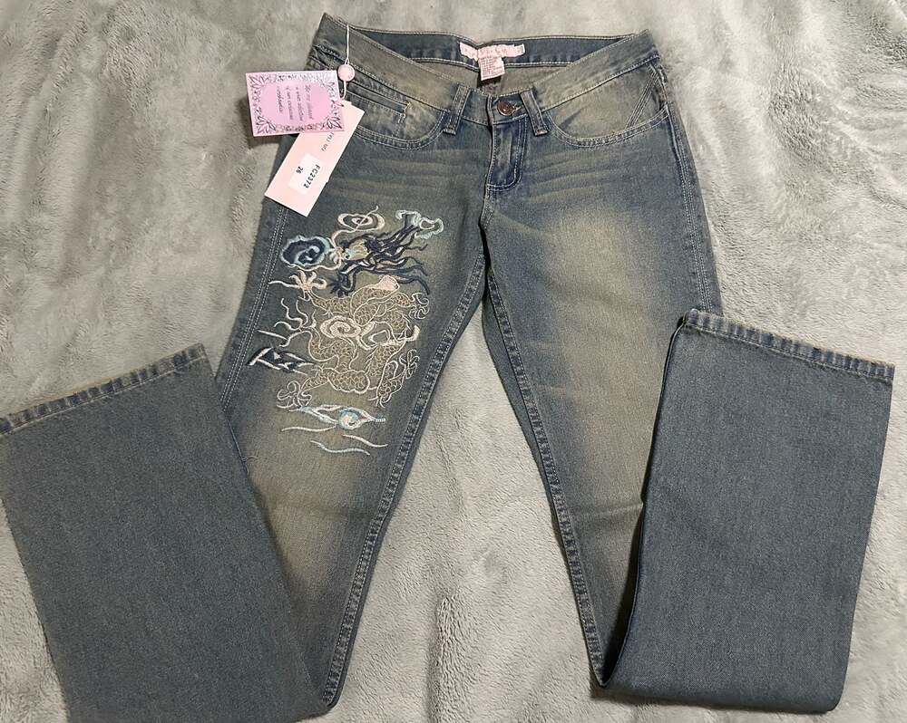 NWT - Fancy Collection Y2K Low-Rise Dragon Embroidered Bootcut Jeans, Size 26